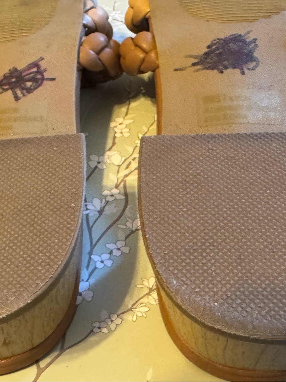 Dolce Vita Tan, Cream & Light Brown Braided Slide Heels Size 7 Medium. ๐ฅ๐๐บโญ๏ธ - Picture 8 of 13